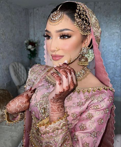 Desi Pink Makeup, Soft Glam Desi Bridal Makeup, South Asian Bridal Makeup, Desi Wedding Makeup, Pakistani Wedding Makeup, Desi Bride Makeup, Pink Bridal Makeup, South Asian Wedding Makeup, Indian Makeup Look