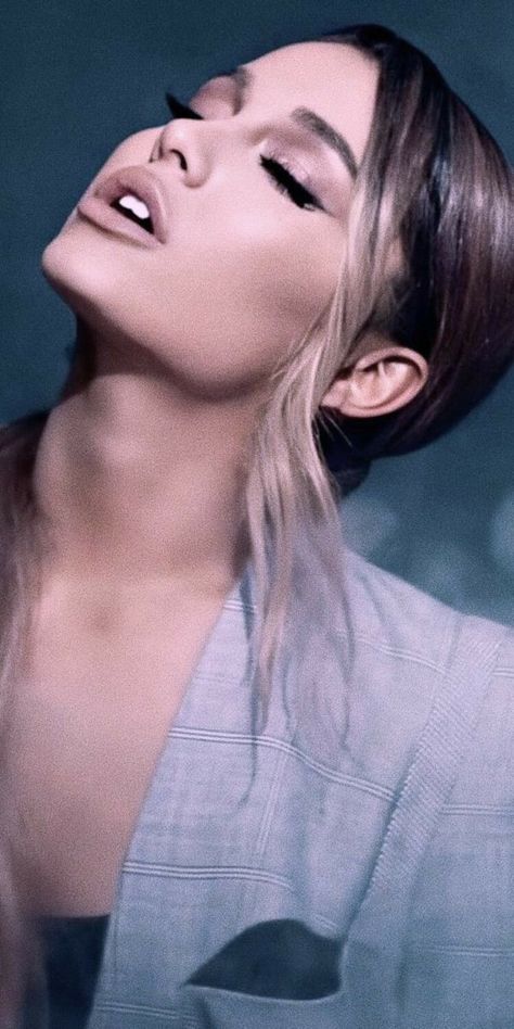 Ariana Grande Jawline, Ariana Music, Angel Of Music, Excuse Me, Beautiful Lingerie, My Angel, New Me, Ariana Grande, A Dream