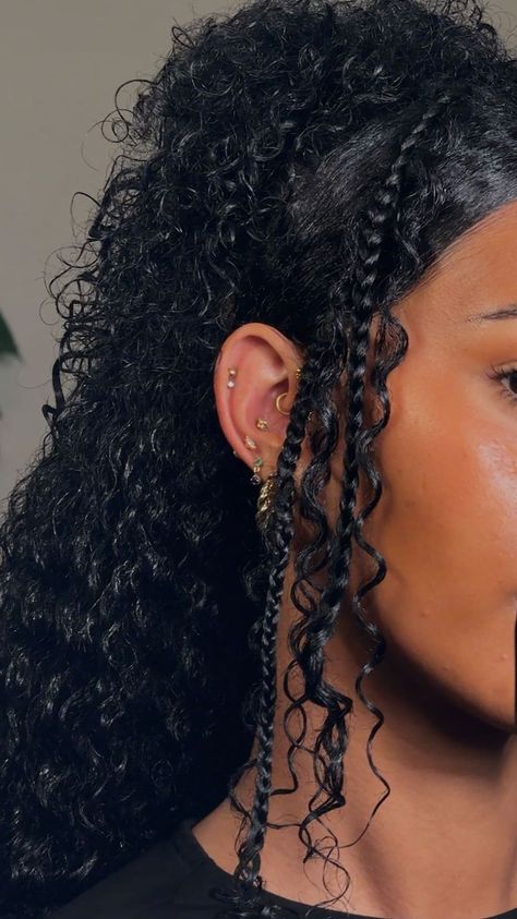 Sleek half up half down with boho braids 🩷 Products used: @ecostyle_us Black Castor & Avocado Oil Tyche Truedge Controller Extreme… | Instagram Elsa Desiree, 3c Hairstyles, Curly Hair Half Up Half Down, Head Braid, Irish Sea Moss, Sea Moss Gel, 3c Hair, Hair Elixir, Curly Hair Tutorial