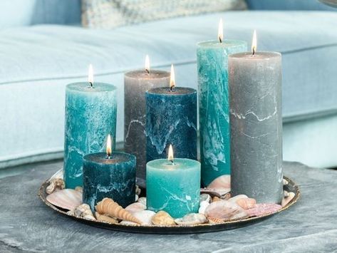 Decoration Surf, Turquoise Aesthetic, Deco Marine, Candle Arrangements, Surf Decor, Beach Room, Beach House Decor, Diy Candles, Beach Themes