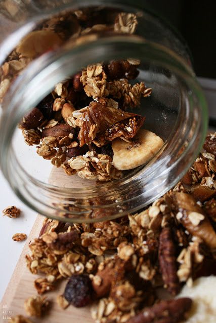 Toasted Muesli Recipe, Toasted Muesli, Muesli Recipe, Sugar Free Treats, Homemade Muesli, Banana Chips, Mixed Nuts, Homemade Granola, Gluten Free Breakfasts