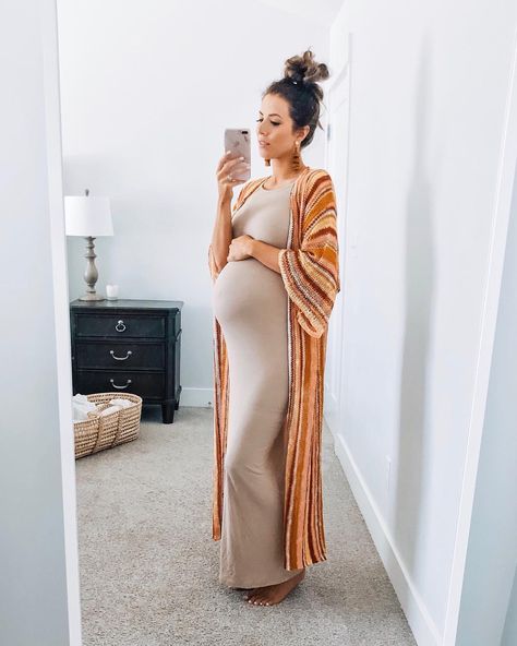 9 Months Pregnant Outfits, Pregnant Office Outfit, Prego Style, 9 Months Pregnant, Pregnant Outfits, Pregnancy Outfit, Maternity Outfits, Office Outfit, Pregnancy Outfits