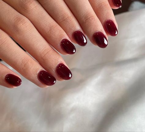 Dark Red Gel Nails, Nail Art Designs For Beginners, Emo Phase, 귀여운 음식 그림, Manikur Kuku, Nails Gel Nails, Hello Nails, Simple Gel Nails, Classy Acrylic Nails