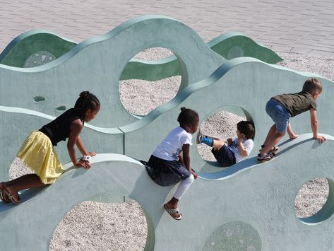 10 best of: architecture for children Playground Floor Plan, Playgrounds Architecture, Playground Flooring, Children Park, Areas Verdes, Weekend House, Playground Design, Chicago Architecture, Kids Playground