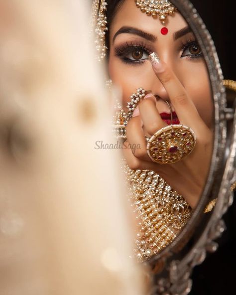 Bridal Makeup Pictures, विवाह की फोटोग्राफी की मुद्राएं, भारतीय दुल्हन संबंधी, शादी की तस्वीरें, Indian Bride Poses, Indian Bride Photography Poses, Indian Wedding Poses, Bride Photos Poses, Indian Wedding Photography Couples