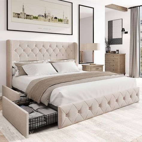 Neutral tones bedroom