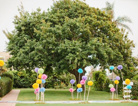 A Colorful Dr. Seuss Inspired Baby Shower - Inspired By This Dr Seuss Baby Shower Decorations, Dr Seuss Party Ideas, Dr Seuss Birthday Party, Dr Seuss Baby Shower, Creative Baby Shower, Twins Birthday, Seuss Party, Dr Seuss Birthday, Girl Birthday Decorations