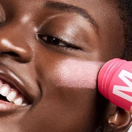 Milk Makeup Launches 2 Vegan Roll-On Face Mask Sticks and De-Puffing Gel Eye Patches . . . #milk #makeup #vegan #crueltyfree #facemask #livekindly Gel Eye Patches, Milk Mask, Gel Face Mask, Under Eye Patches, Vegan Milk, Sustainable Clothing Brands, Eye Patches, Photoshoot Inspo, Milk Makeup