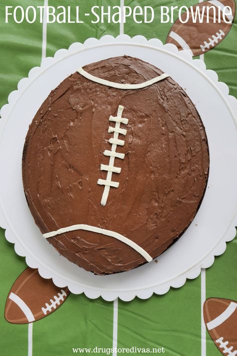 If you’re looking for dessert for your football party, this Football-Shaped Brownie is it. It’s made from a brownie mix in a round cake pan. Football Party Food Ideas, Appetizers And Dips, Recipes For Game Day, Football Party Snacks, Football Party Foods, Store Bought Frosting, Football Crafts, How To Make Brownies, Game Day Appetizers