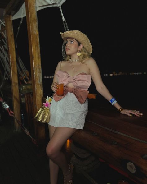 Tequila is cheaper than therapy 😜🍹🌅🚢 #tequila #marigalante #ootd #zaraoutfit #tequilasunrise #drinks #pirateship #vallarta #jalisco Jilla Tequila Style, Tequila Jalisco Photoshoot, Tequila Tasting Mexico City, Tequila Mexico, Enjoy Tequila Shirt, Cheaper Than Therapy, Tequila Sunrise, Zara Outfit, Pirate Ship