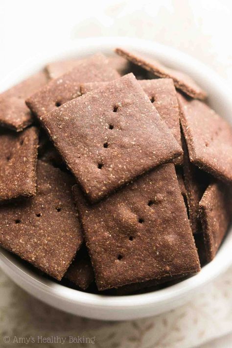 Sweet Crackers, Healthy Graham Crackers, Graham Crackers Recipe, Graham Cracker Recipes, Healthier Treats, Cheesecake Brownie, Crackers Recipe, Healthier Desserts, Snack Bites