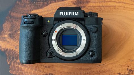 FUJIFILM X-H2 and X-T5 cameras get autofocus improvements with the latest firmware update. The AI-enhanced AF subject detection and dynamic tracking performance are improved. Furthermore, many FUJIFILM cameras (X-H2, X-H2S, X-Pro3, X-T5, X-T4, X-T3, X-S10, X-T30 II, X-T30, X-E4, and X100V) got new firmware updates to support the new FUJIFILM XApp. A few days ago, Japanese camera manufacturer FUJIFILM announced new products during the annual X Summit 2023. To reflect the new changes, FUJIFILM ... Medium Format Camera, Fujifilm Camera, Prime Lens, Action Sports, Mirrorless Camera, Get Better, Get Well, New Products, Cameras