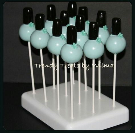 Nail Polish Cake Pops Nail Polish Cupcakes, Spa Party Cake Pops, Nail Polish Cake Pops, Spa Cake Pops, Make Up Birthday Party, Cakepops Ideas, Nail Polish Cake, Nail Polish Party, Polish Cake