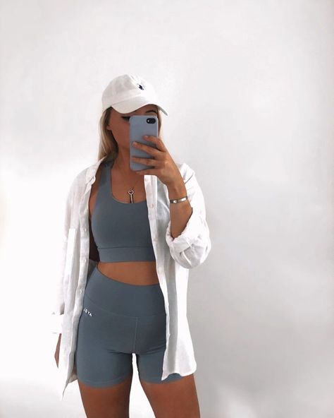 Aybl Gym Outfits, Blue Gym Outfit, Kinesiology Major, Workout Core, Gym Aesthetics, Blue Core, Workout Inspo, Gym Aesthetic, Cozy Outfits