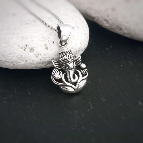 Ganesh Pendant Resin Idea, Boho Spiritual, Hindu Jewelry, Hindu Elephant, Ganesh Pendant, Ganesha Pendant, Elephant God, Boho Jewellery, Jewellery Gifts