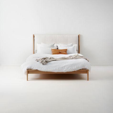 Mubu Home: Modern Timber Beds and Furniture White Oak Furniture, Timber Bed Frames, Bed Heads, Interiors Bedroom, Timber Beds, Minimalist Bed, Cushion Headboard, Timber Furniture, Queen Bed Frame