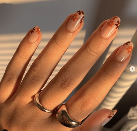 Cute Fall Nail Designs, Simple Fall Nails, Fall Gel Nails, Cute Nails For Fall, Thanksgiving Nails, Round Nails, Nagel Inspo, Fall Nail Art, Fall Nail Colors