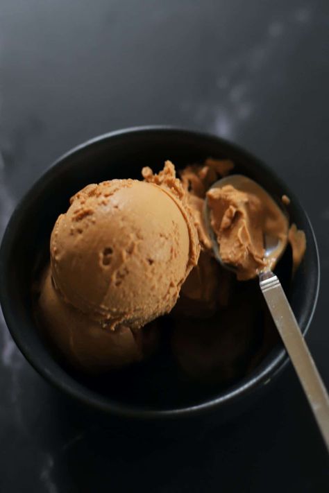 A delicious sugar-free coffee flavored ice cream made with mascarpone cheese, espresso powder and vanilla. Made in the Ninja Creami ice cream maker. Coffee Toffee Ice Cream, Toffee Ice Cream, Coffee Toffee, Salted Caramel Ice Cream, Pistachio Ice Cream, Caramel Ice Cream, Ninja Creami, Banana Ice Cream, Ice Ice Baby