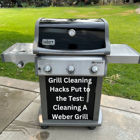 Cleaning a Weber Grill, or any grill for that matter,... You're reading Grill Cleaning Hacks Put to the Test: Cleaning A Weber Grill written by Chas which appeared first on Chas' Crazy Creations - See what I repurpose, upcycle, clean, organize, hack, craft, and hack today.... Grill Cleaning Hacks, Webber Grill, Weber Grill Recipes, Clean Bbq Grill Grates, Cleaning Bbq Grill, Clean Your Oven, Clean Your Bathroom, Grill Cleaning, Weber Bbq