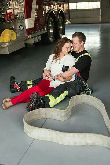 Fire house love Firefighter Engagement Pictures, Fireman Wedding, Firefighter Engagement, Firefighter Photography, Firefighter Girlfriend, Firefighter Wedding, Firefighter Pictures, Wedding Engagement Pictures, Firefighter Wife