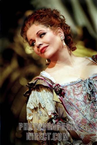 Renee Fleming Renee Fleming, Opera Theatre, Placido Domingo, Broadway Plays, Woman Personality, Music Sing, Opera Singers, Classy Women, Classical Music