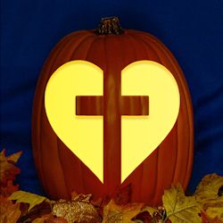 Cross Carved Pumpkin, Pumpkins To Carve, Ideas For Carving Pumpkins Easy, Pumpkin Carving Christian, Punkin Craving, Christian Pumpkin Ideas, Ideas For Pumpkin Carving Easy, Cross Pumpkin Carving, Pumpkin Carving Ideas Aesthetic Cute