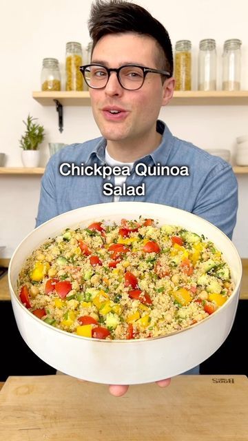 Nico & Louise on Instagram: "Easy Chickpea Quinoa Salad GET RECIPE: https://theplantbasedschool.com/chickpea-quinoa-salad/ Chickpeas and quinoa are combined to create a simple and healthy chickpea quinoa salad with fresh, seasonal veggies and a simple mustard-maple vinaigrette. This salad offers a nutritious, naturally vegan, gluten-free meal choice that will please even the pickiest eaters. INGREDIENTS For the Quinoa 1 cup uncooked quinoa or about 3 cups cooked quinoa 2 cups water or vege Thanksgiving Quinoa Salad, Costco Quinoa Salad, Soup Sweet Potato, Chickpea Quinoa Salad, Salad Chickpeas, Quinoa Chickpea Salad, Chickpea Quinoa, Seasonal Veggies, Maple Vinaigrette