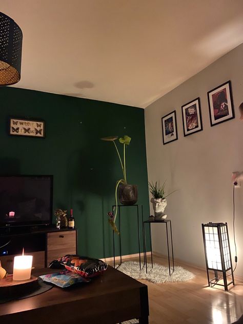 Green Wall With Black Furniture, Pine Green Wall, Living Room Dark Green Accent Wall, Emerald Green Wall Paint Bedroom, Dark Green Tv Wall, Dark Green Painted Room, Green Room Paint Ideas, Two Colored Walls, Emerald Green Kitchen Walls