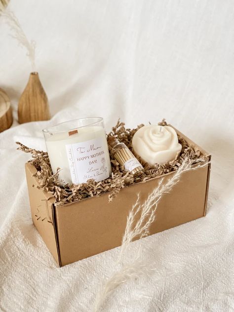 Gift Set Packaging, Multiple Candles, Cement Candle, Candle Gift Box, Gift Box Birthday, Hand Poured Soy Candles, Candle Jar, Bow Making, Candle Gift Set