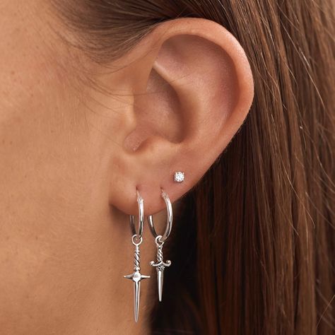 MIDSUMMER STAR (@midsummer_star) • Instagram photos and videos Edgy Silver Jewelry, Edgy Silver Earrings, Guys Ear Piercings, Minimalist Ear Piercings, Silver Jewlery, Dagger Earrings, Edgy Earrings, Edgy Accessories, Edgy Jewelry