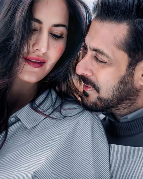 Salman Khan Couple Pic, Actors Poster, Salman Khan Photo, Amazing Spiderman Movie, Wedding Couple Photos, Bollywood Couples, Cute Couples Photography, Vintage Bollywood, Love Couple Photo