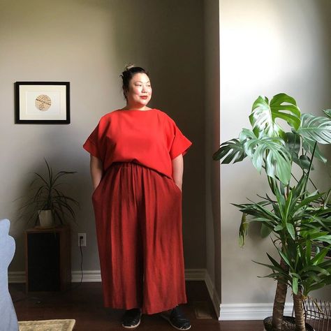 Wide Leg Pant Plus Size, Plus Size Trends For 2023, Queer Plus Size Fashion, Masc Style, Plus Size Street Style, Interesting Outfits, Look Plus Size, Pants Sewing Pattern, Androgynous Fashion