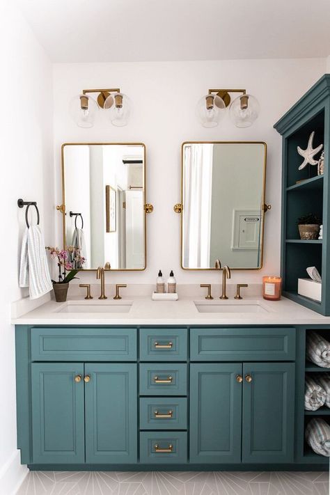 Jack And Jill Bathroom Layout, Double Sink Bathroom Ideas, Jack N Jill Bathroom Ideas, Mindy Gayer Design, Kids Bathroom Remodel, Teen Bathrooms, Teal Bathroom, Full Bathroom Remodel, Bathroom Redesign