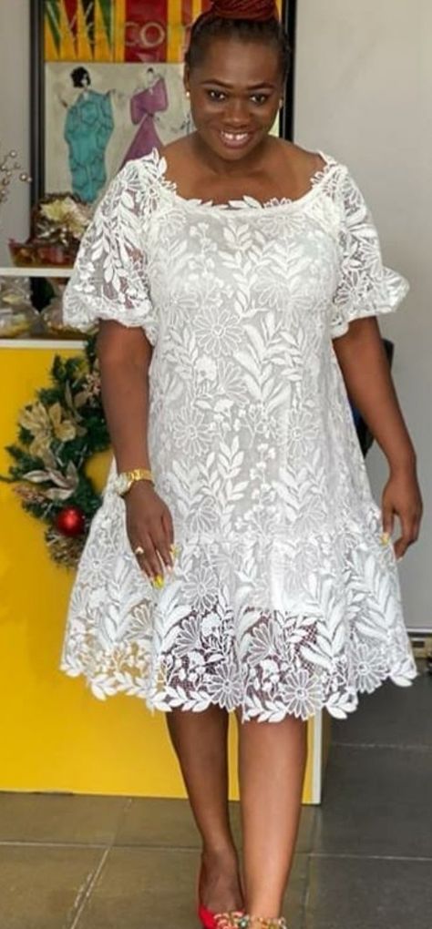 Short White African Dresses For Women, Net Material Dress Design, Lace Short Dress Styles, Classy Lace Styles, Decorating Ideas With Plants, White Lace Dress Short, Off White Lace Dress, Fancy Short Dresses, African Party Dresses