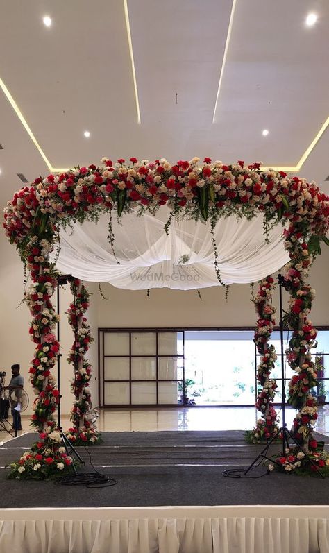 Photo By Blooming Flower Events - Decorators Banquet Hall Mandap Decor, Simple Muhurtham Stage Decoration, Flower Gate Decoration Wedding, Wedding Auditorium Decorations, Simple Mandap Design, Wedding Gate Decoration Indian, Wedding Entrance Decoration, Entrance Decoration Ideas, Vidhi Mandap