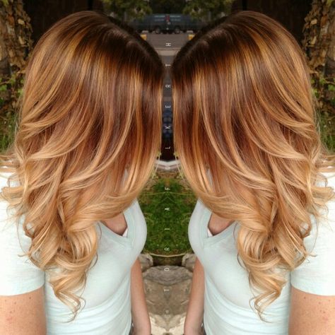 Warm Blonde Balayage and hotheads hair extensions Jahodová Blond, Pumpkin Spice Hair, Strawberry Blonde Hair Color, Balayage Blonde, Dye Ideas, Brown Hair With Blonde Highlights, Strawberry Blonde Hair, Brown Blonde Hair, Penteado Cabelo Curto