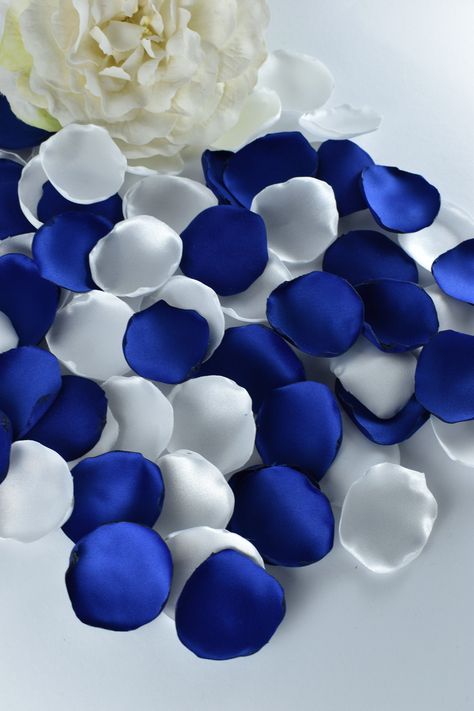 Royal Blue Decor, Blue Rose Petals, Gothic Wedding Decorations, White Rose Petals, Blue And White Decor, Petal Toss, Flower Girl Petals, Rose Petals Wedding, White Bridal Shower