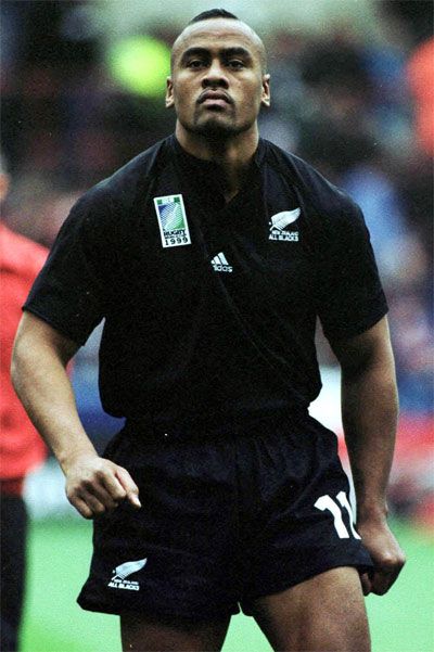 #LL @LUFELIVE #thepursuitofprogression  Jonah Lomu #RIP Jonah Jonah Lomu, Nz All Blacks, All Blacks Rugby, Sporting Legends, New Zealand Rugby, Rugby Sport, Australian Football, Rugby Player, Rugby Men