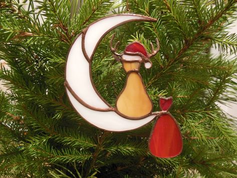 Easy Mosaic, Window Stained, Stained Glass Patterns Free, Red And Beige, Aged Copper, Stained Glass Ornaments, Stained Glass Window Hanging, Stained Glass Christmas, Art Stained