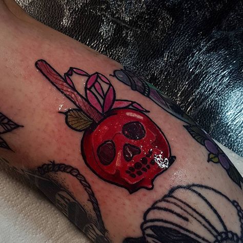 Candy Tattoo, Apple Tattoo, Apple Candy, Candy Apple, Candy Apples, Skull Tattoo, Love You, Candy, Instagram Post