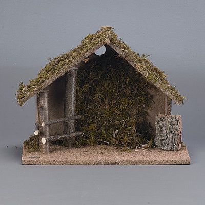 Fontanini 5" Scale Medium Italian Nativity Stable Christmas Crib Ideas, Fontanini Nativity, Nativity Stable, Church Christmas Decorations, Outdoor Nativity, Christmas Manger, Driftwood Diy, Diy Crib, Diy Nativity