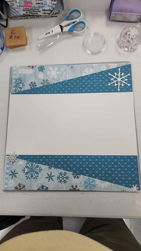 Winter Scrapbook Layouts, Family Scrapbook Layouts, Wedding Scrapbook Pages, Winter Scrapbooking, Christmas Scrapbook Pages, Scrapbook Design Layout, Beautiful Scrapbook Layouts, Christmas Scrapbook Layouts, Scrapbook Pictures