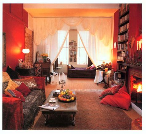 studio apartment - global, eclectic, chic, cozy, airy... Studio Decorating, Arabian Decor, Single Apartment, Kid Outfit, Studio Layout, Eclectic Chic, Apartment Studio, Trendy Apartment, Indian Interiors