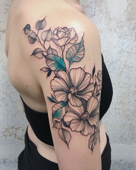 Floral stuff with surprise in the inner arm, slide please 😊🐝… Tattoo With Pop Of Color, Tattoos With Color, Upper Arm Tattoos For Women, Black Flower Tattoo, Black And White Tattoos, Nature Tattoo Sleeve, White Tattoos, L Tattoo, Beautiful Flower Tattoos