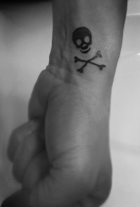 Skull Cross Bones Tattoo, Small Skull And Crossbones Tattoo, Big Skull Tattoo, Skull And Cross Bones Tattoo, Skull Crossbones Tattoo, Mini Skull Tattoo, Cross Bones Tattoo, Simple Skull Tattoo, Skull And Crossbones Tattoo