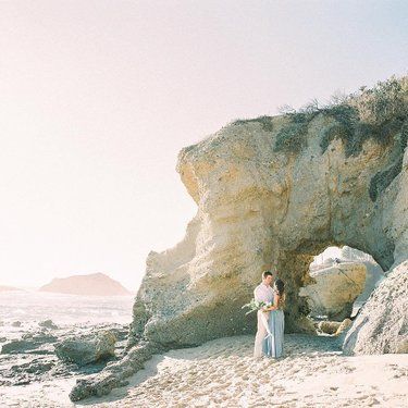 10 Best Spots to Get Engaged in Laguna | Visit Laguna Beach Laguna Beach Photos, Laguna Beach Proposal, Laguna Beach Engagement Photos, Laguna Beach Photoshoot, Laguna Beach Engagement, Montage Laguna Beach, Wedding Wishing, Wedding Shot List, Beach Proposal