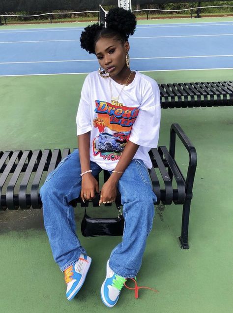 Baggy Clothes Outfit 90s, Teen Street Style, Inspo Poses, Baggy Clothes, Tomboy Outfits, Tomboy Style Outfits, Girls Summer Outfits, School Fits, Tomboy Fashion