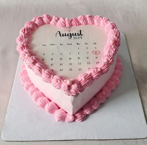 Cute burn away cake calender 🩷🎀 . . . . . . . . . #vintagecake #cake #vintage #cakes #cakedecorating #birthdaycake #cakeart #weddingcake #cakesofinstagram #dripcake #cakedesign #buttercreamcake #cakeartist #instacake #birthdaycakes #cakestagram #macarons #wedding #koreancake #happybirthday #k #s #event #colognecakes #buttercream #cakedesignerin #goldencake #flowercake#burnawaycake#burnawaycake Macarons Wedding, Sweet Sixteen Cakes, Golden Cake, Vintage Cakes, Korean Cake, Pretty Birthday Cakes, Drip Cakes, Anniversary Cake, Vintage Cake