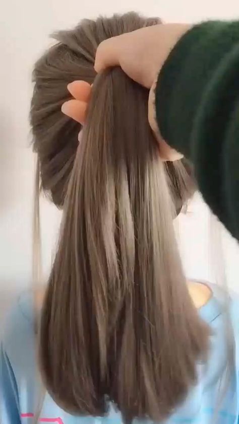 Lowkey Lazy Mom Hair Cute Ponytail, Long Hair Video, Hair Braid Videos, Peinados Fáciles Para Cabello Corto, Hair Up Styles, Penteado Cabelo Curto, Bun Hairstyles For Long Hair, Brown Blonde Hair, Braided Hairstyles Easy