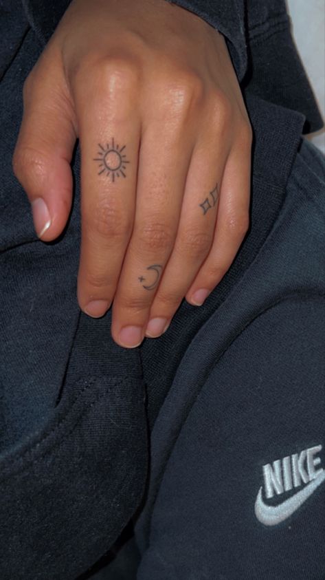 Tiny Thumb Tattoos, Sunshine Hand Tattoo, Sun Moon And Stars Hand Tattoo, Sun Moon Star Finger Tattoo, Half Sun Finger Tattoo, Basic Sun Tattoo, Moon And Sun Finger Tattoo, Sunshine Finger Tattoo, Sun Tattoo On Finger